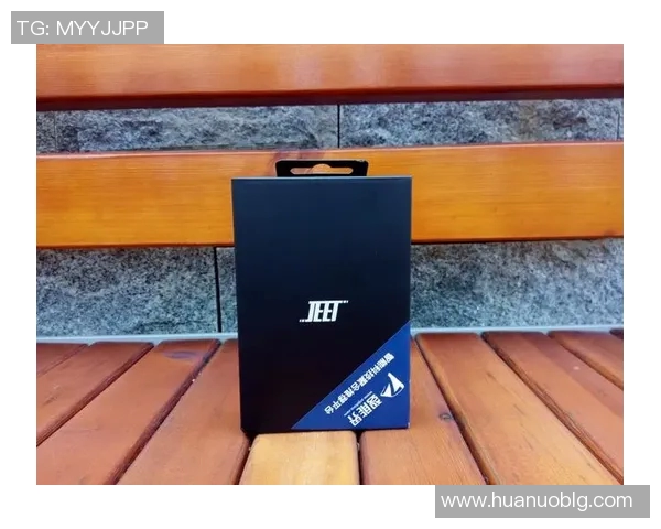 回力品牌携手足球巨星共创辉煌未来引领运动时尚新潮流