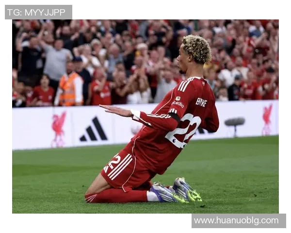 足球明星们的黄色鞋子时尚大揭秘你知道他们都穿了哪些品牌和款式吗 足球明星们的黄色鞋子时尚大揭秘你知道他们都穿了哪些品牌和款式吗