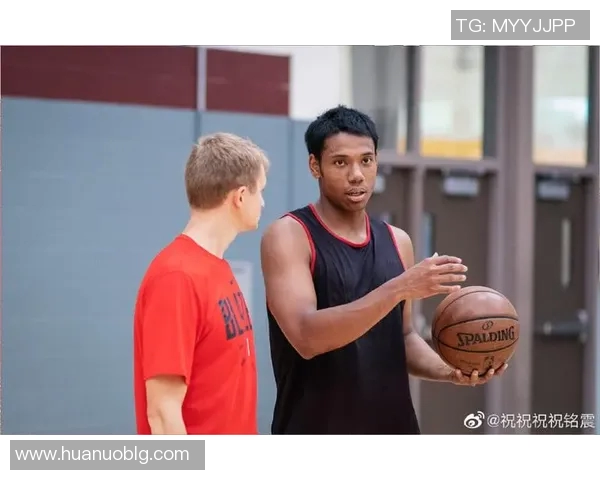 祝铭震:从新星崛起到篮球赛场的璀璨传奇之路 祝铭震:从新星崛起到篮球赛场的璀璨传奇之路